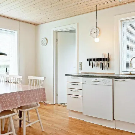 Holiday Kastanievej Ii Holiday home *